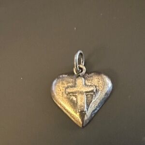 Silver 925 Vintage Heart Pendant with Cross